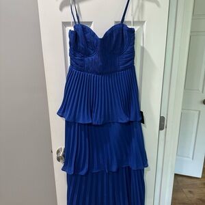 Lulu’s Tiered Bustier Midi Dress NWT